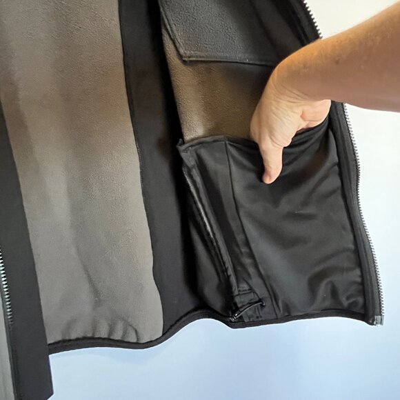 Duluth Trading Co, Men's Black Hills Windfront Vest, Medium, Dark Grey and Black - Picture 8 of 12